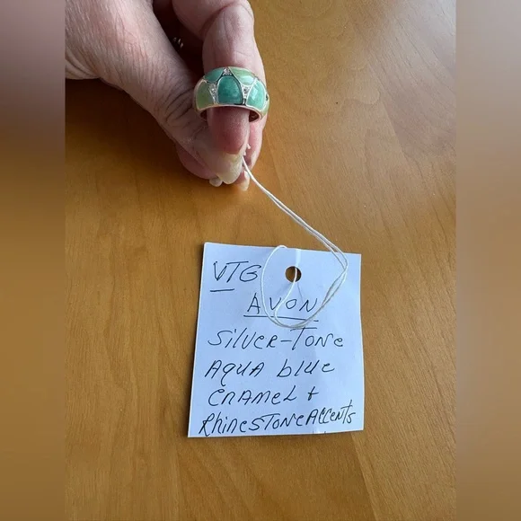 Avon Silver-Tone Ring with Aqua and Rhinestone Accents - Picture 3 of 6